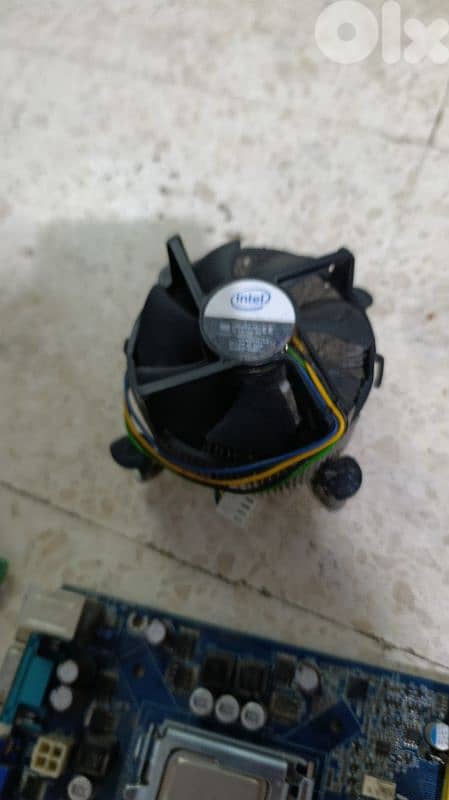 pc parts for sale (all the parts are cheap cuz they are a bit old ) 5