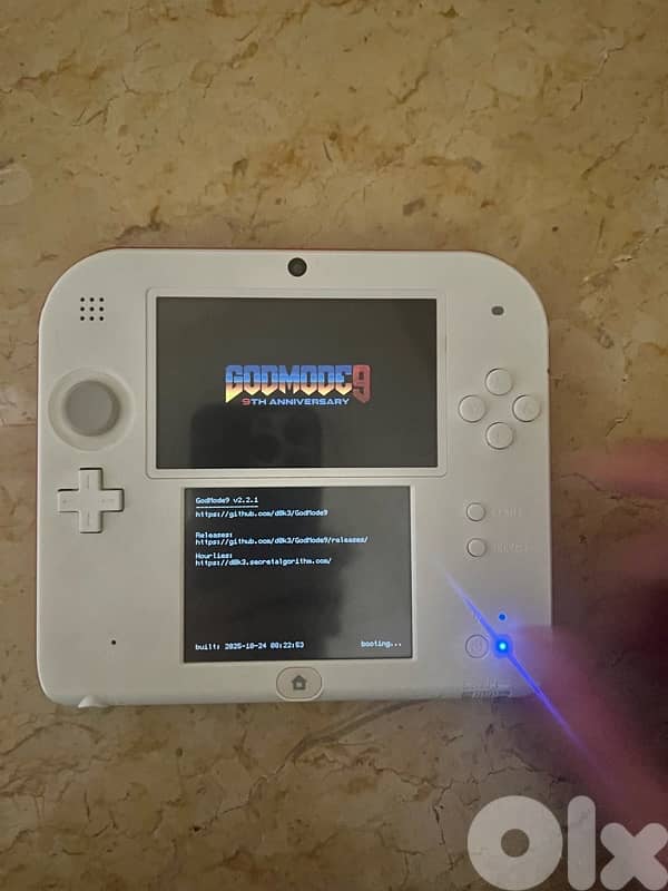 jailbroken 2ds with 70+ games (trade) 2