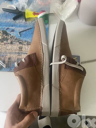 Brand new by the tag clarcks edition gotten by hand from America