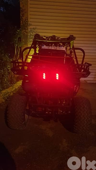 buggy 250cc ma feya arreir li 3endo chi bado ydekich y2oli