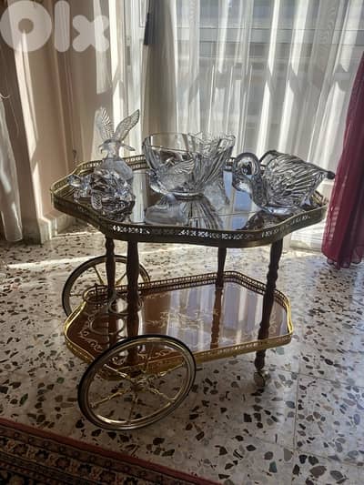 طاولة / بار
