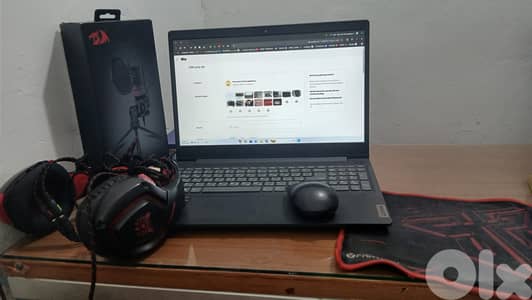 lenovo ryzen3 3250u, 2gb vram , 12gb ram , ssd 1,5t , 349$