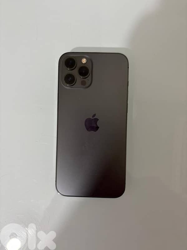 Iphone 12 pro max 1