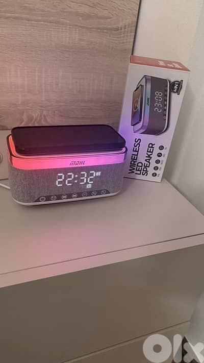 MDHL Wireless led speaker (4 in 1)