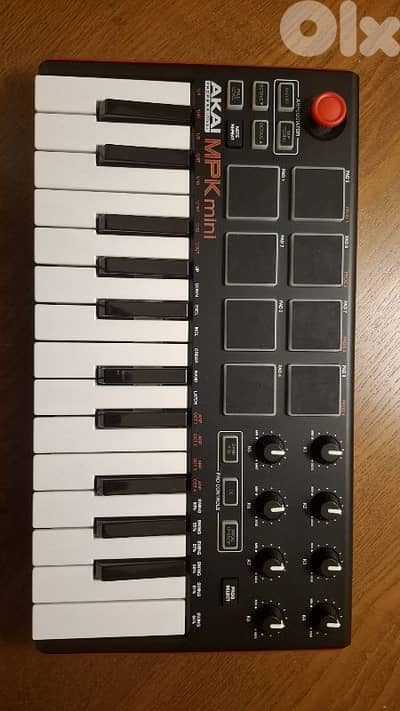 AKAI MPK MINI 2
