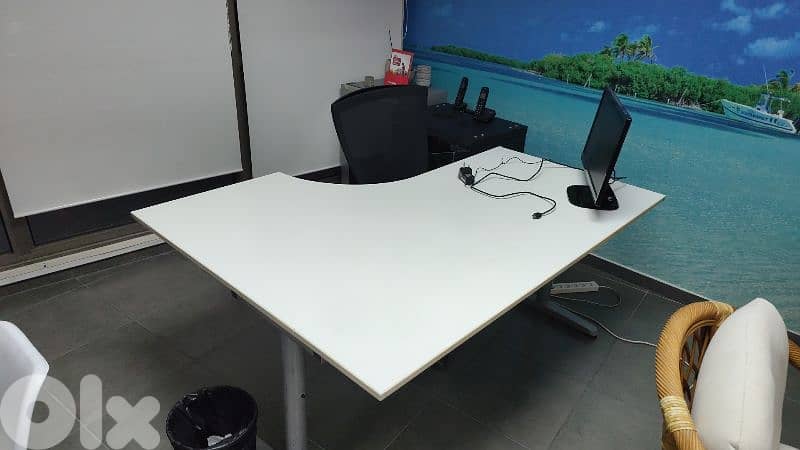 Office furniture 9