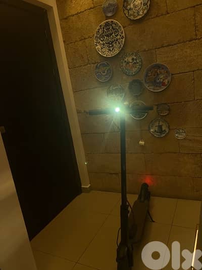 Xiaomi M365 Electric Scooter – Excellent Condition