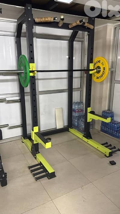 Squat rack heavy duty very good quality