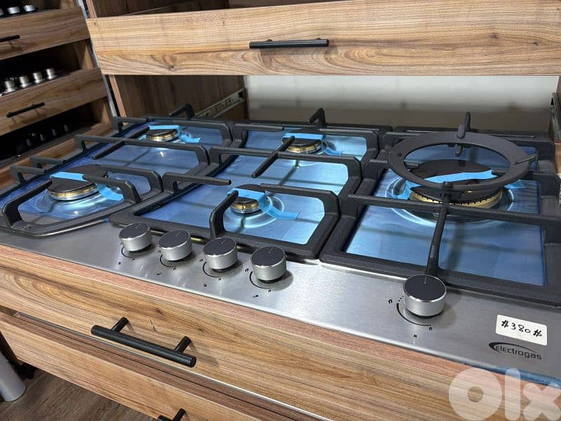 Top+Oven Electro Gas 90cm Stainless توب+فرن أنكستري ألكترو غاز إيطالي 3