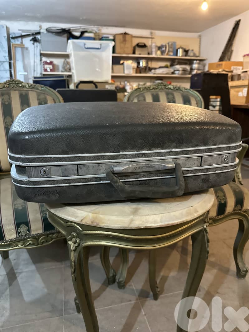 Vintage Samsonite items 4