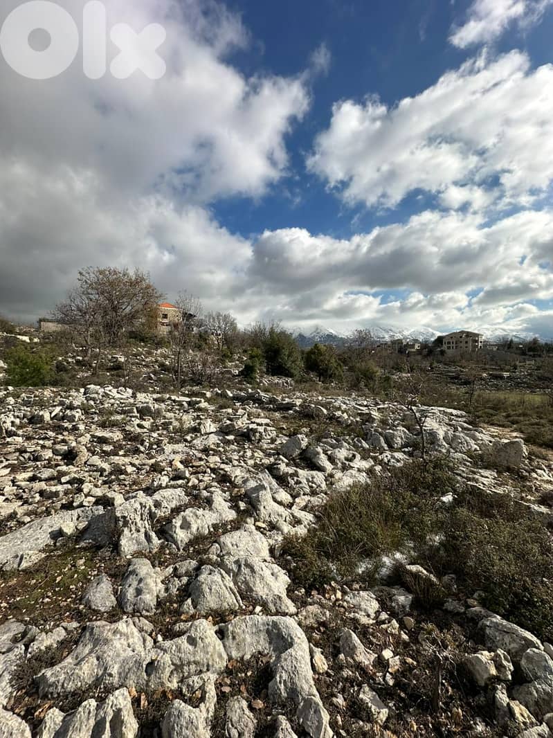 Land for sale in Kfarnabrakhعقار للبيع في كفرنبرخ الشوف 2
