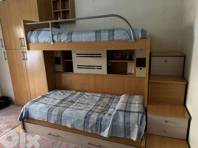 Bedroom set for 3 kids with closet and drawers