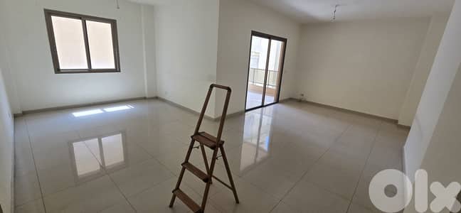 zouk mikayel 150m 3 bed 2 wc for 500$