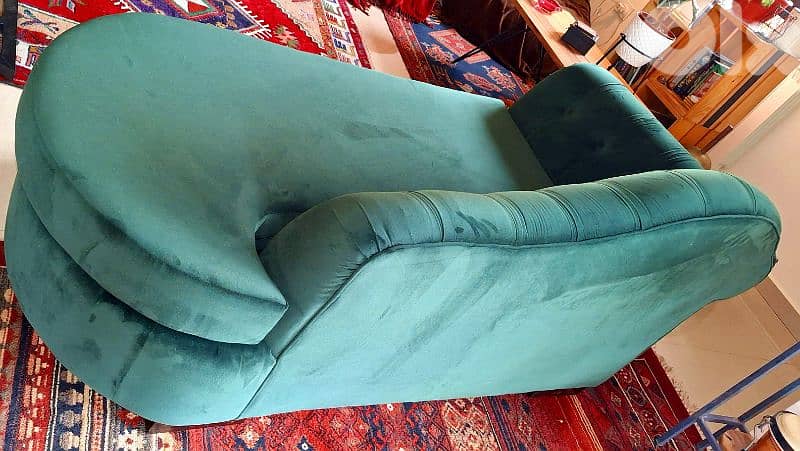 Green velvet Sofa 3