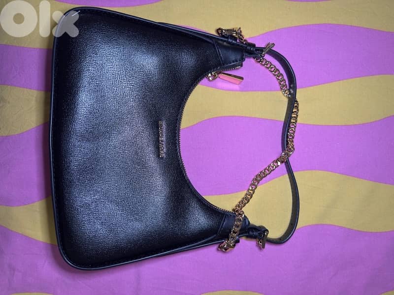 MK BLACK LEATHER BAG 1