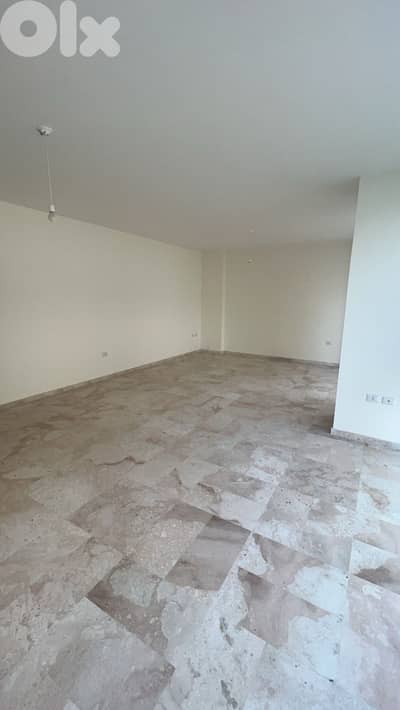 Apartment For Sale in Louaizeh