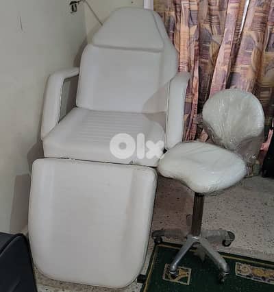 Salon Professional Bed and Chair