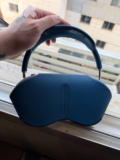 airpods max lightning