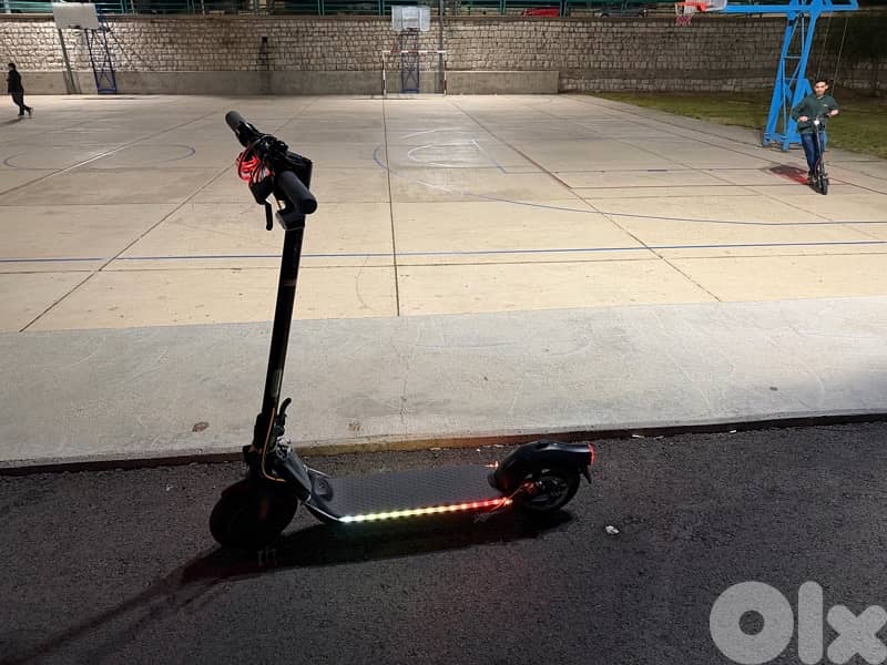 Ninebot Electric scooter Fi40 1