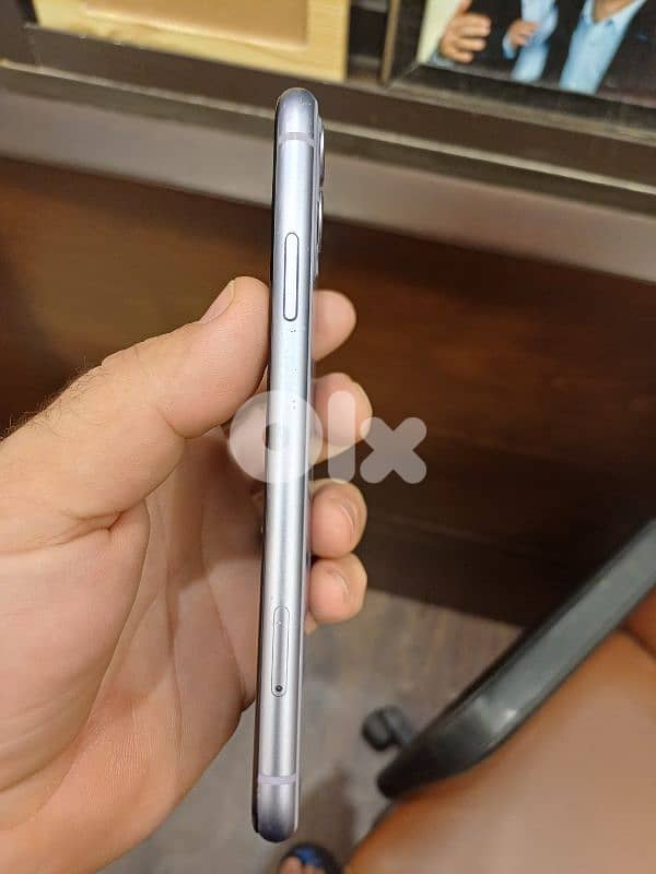 iphone 11 64 ndif sale or trade 3a sumsung 1