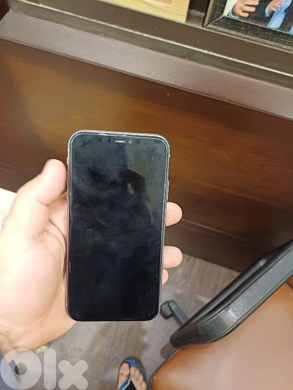 iphone 11 64 ndif sale or trade 3a sumsung 2