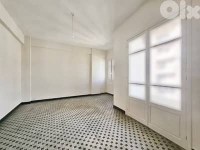 GMC181LG Apartment for rent in Sioufi - شقة للإيجار في السيوفي