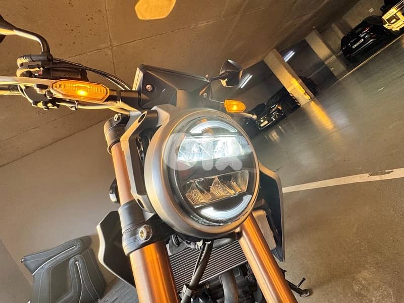 honda CB300R 4