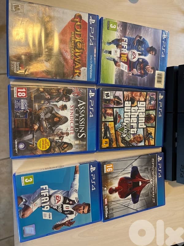 PS4 + 3 controller + 6 working games 3