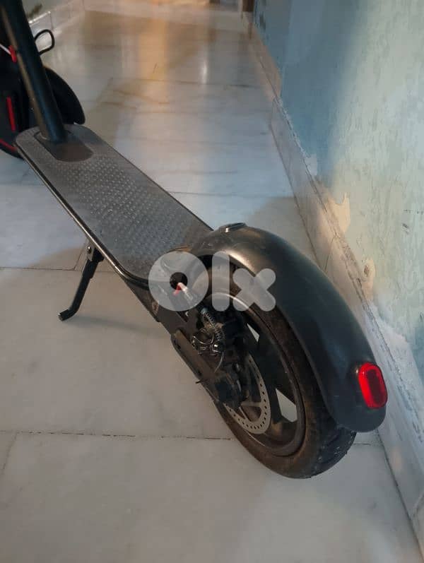 ELECTRIC SCOOTER 2