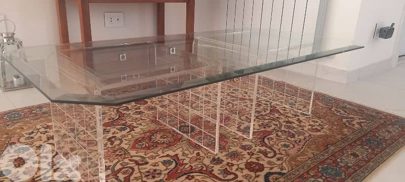 Glass Table with plexiglass support 4