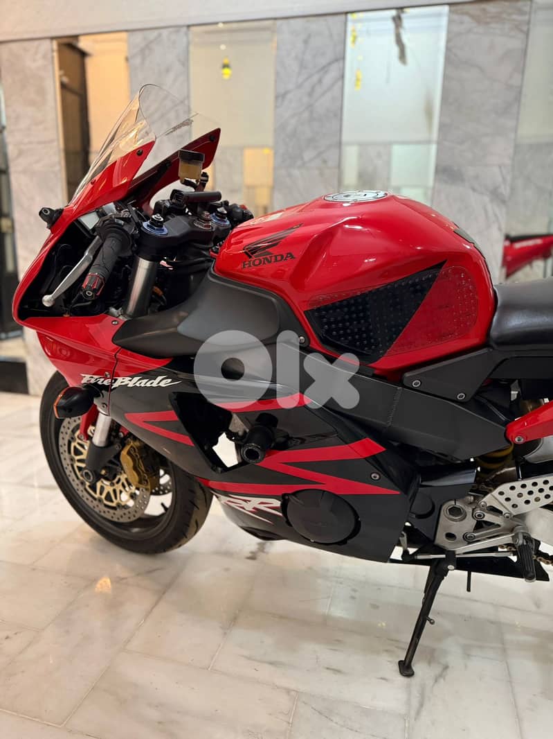 Cbr 954 RR 5