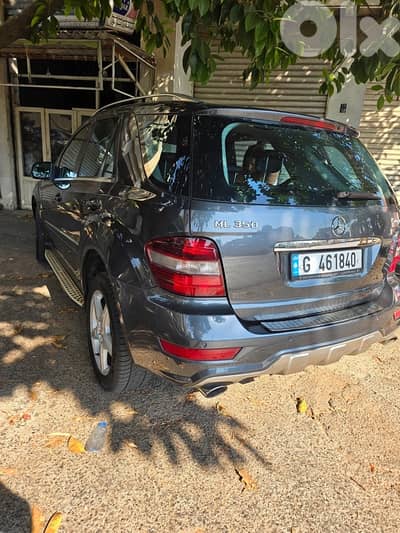 Mercedes-Benz ML-Class 2010