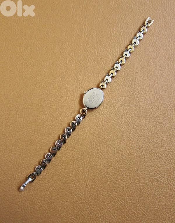 Citizen women's bracelet watch, a rare find ساعة يد نسائية من ماركة 4