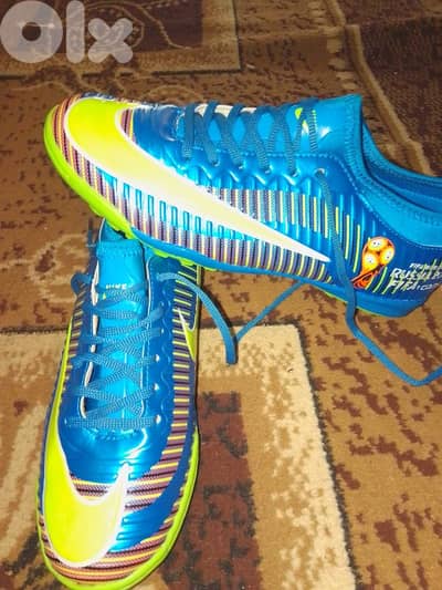 Football shoes