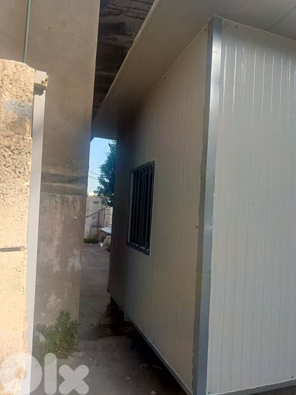 kiosk 4
