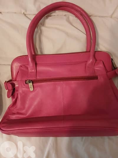 handbags each 20$