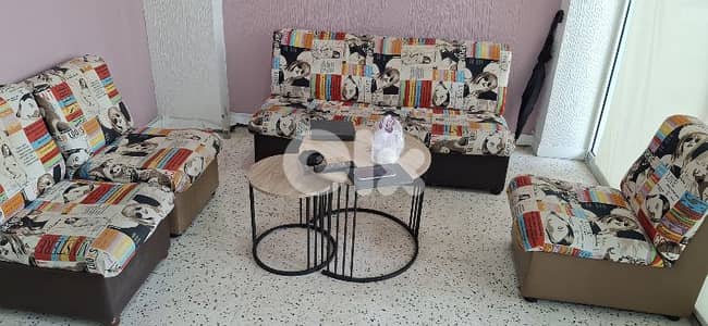 قعدة 03984947