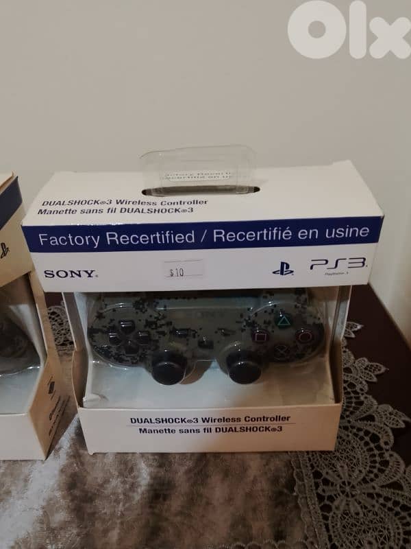 مسكة للبيع PS3 عدد 2 بعدون جديد بس بدون بطارية سعر واحدي 10$ 2