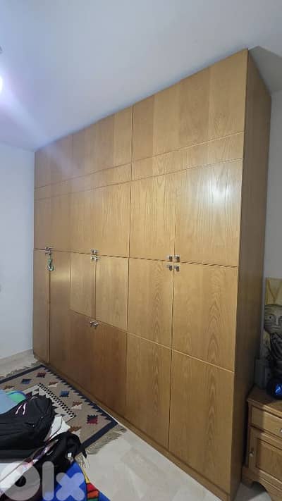 full bedroom