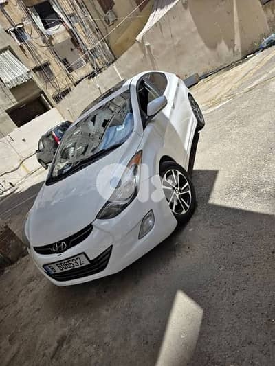 Hyundai Elantra 2013