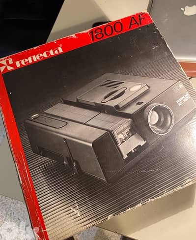 reflecta 1800 af