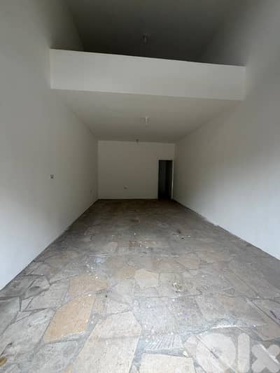 Shop for rent in Bikfaya - MQBS020 محل للإيجار في بكفيا