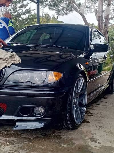 BMW 3-Series 2004
