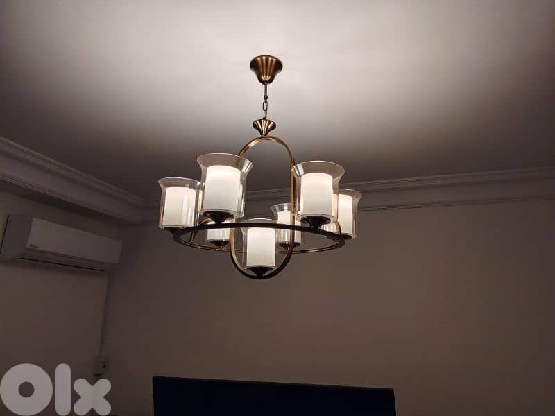 Chandelier 1