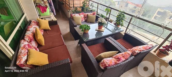 طقم قعدة خارجية راتان ٥ قطع - حالة ممتازة (بني)