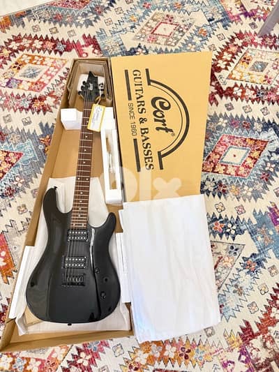 Cort Guitar/Amplifier
