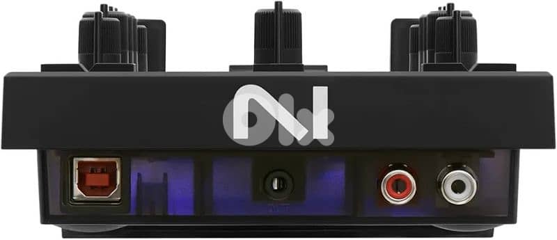 Native Instruments Traktor Kontrol Z1 Mk2 DJ Controller 1