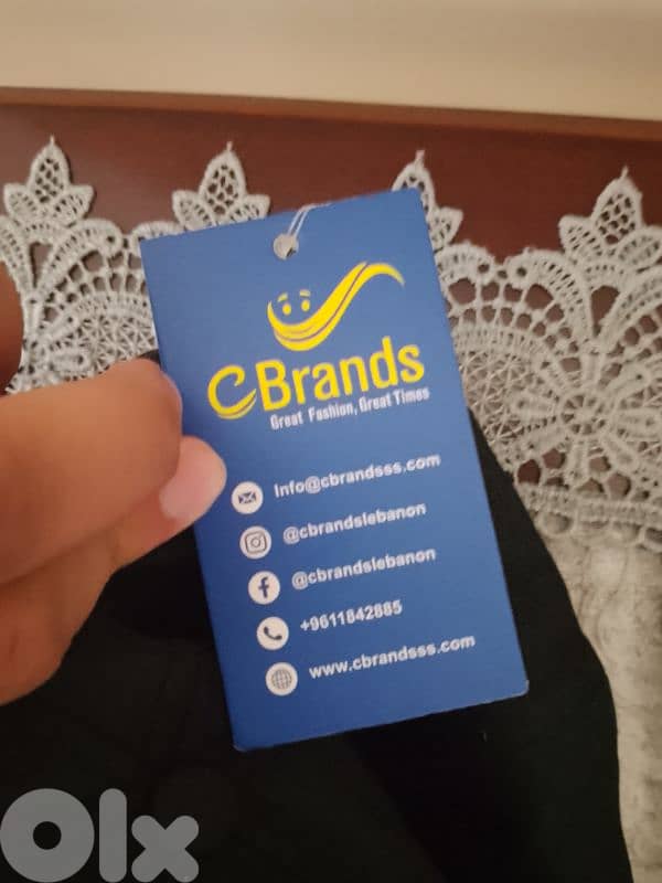 طاقية رجالي للبيع عدد 3 ماركة GUESS بعدون جديد سعر واحدي 5$ 18