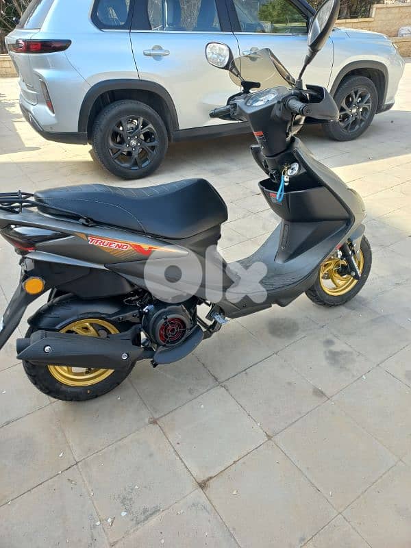 Moto V-150 2
