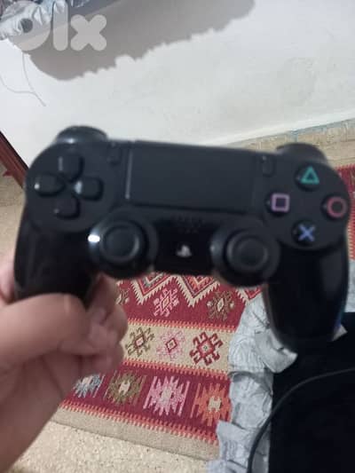 مسكة بلايستاشن فور